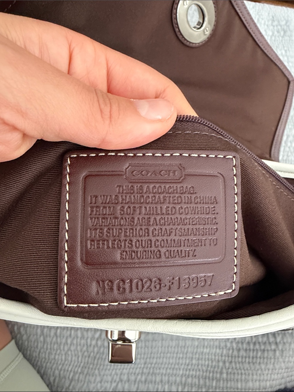 COACH Cream and Brown Leather Shoulder bag - Picture 6 of 9